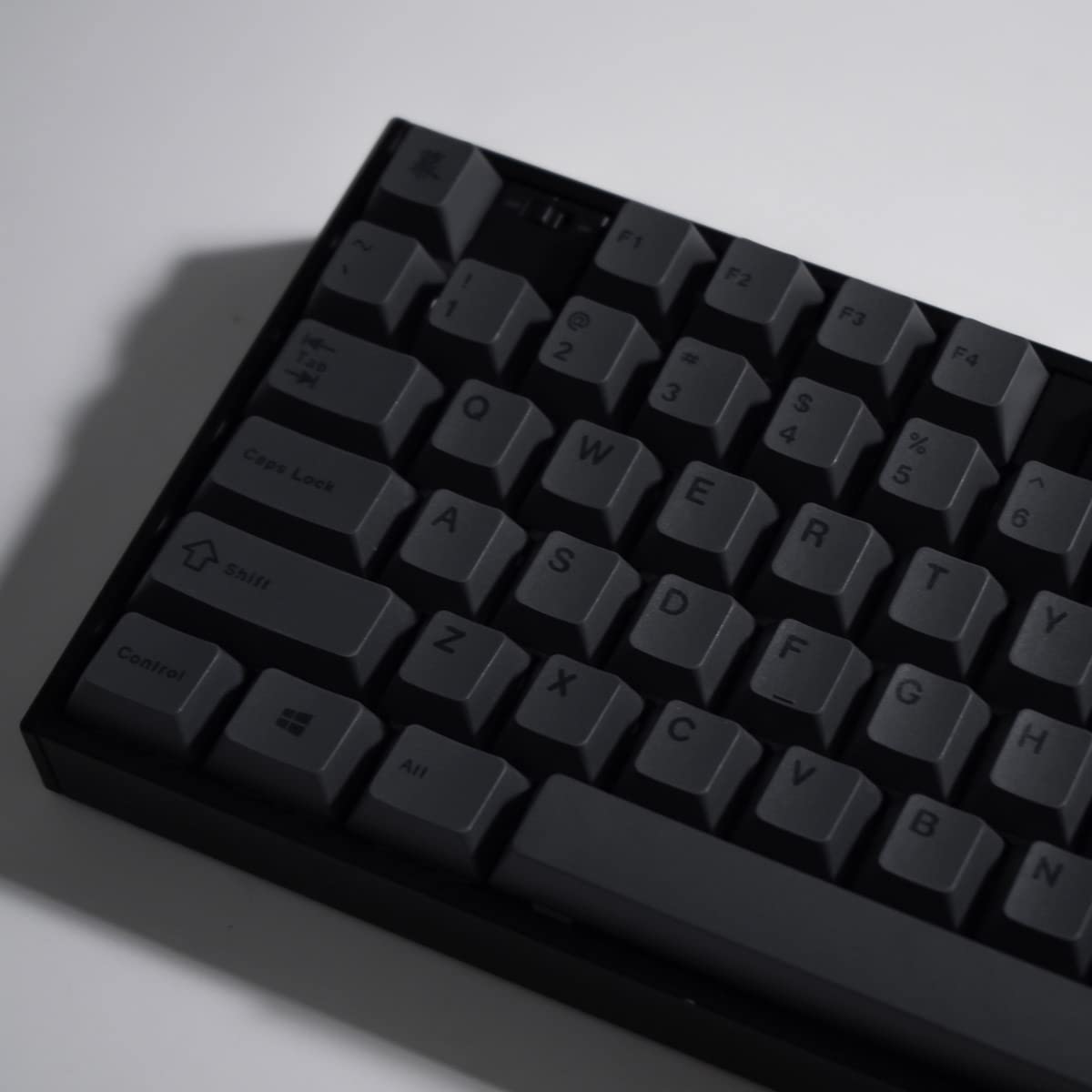 Amazon | PBTキーキャップ130キーDye Sub Cherry Profile Keycaps は60